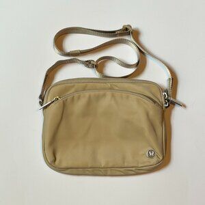 Lululemon City Adventurer Crossbody Bag 2.5L Trench